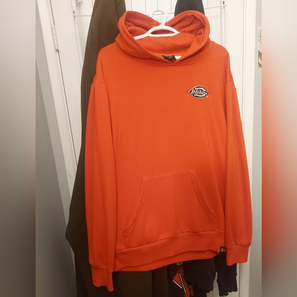 All red Dickies hoodie, no flaws.